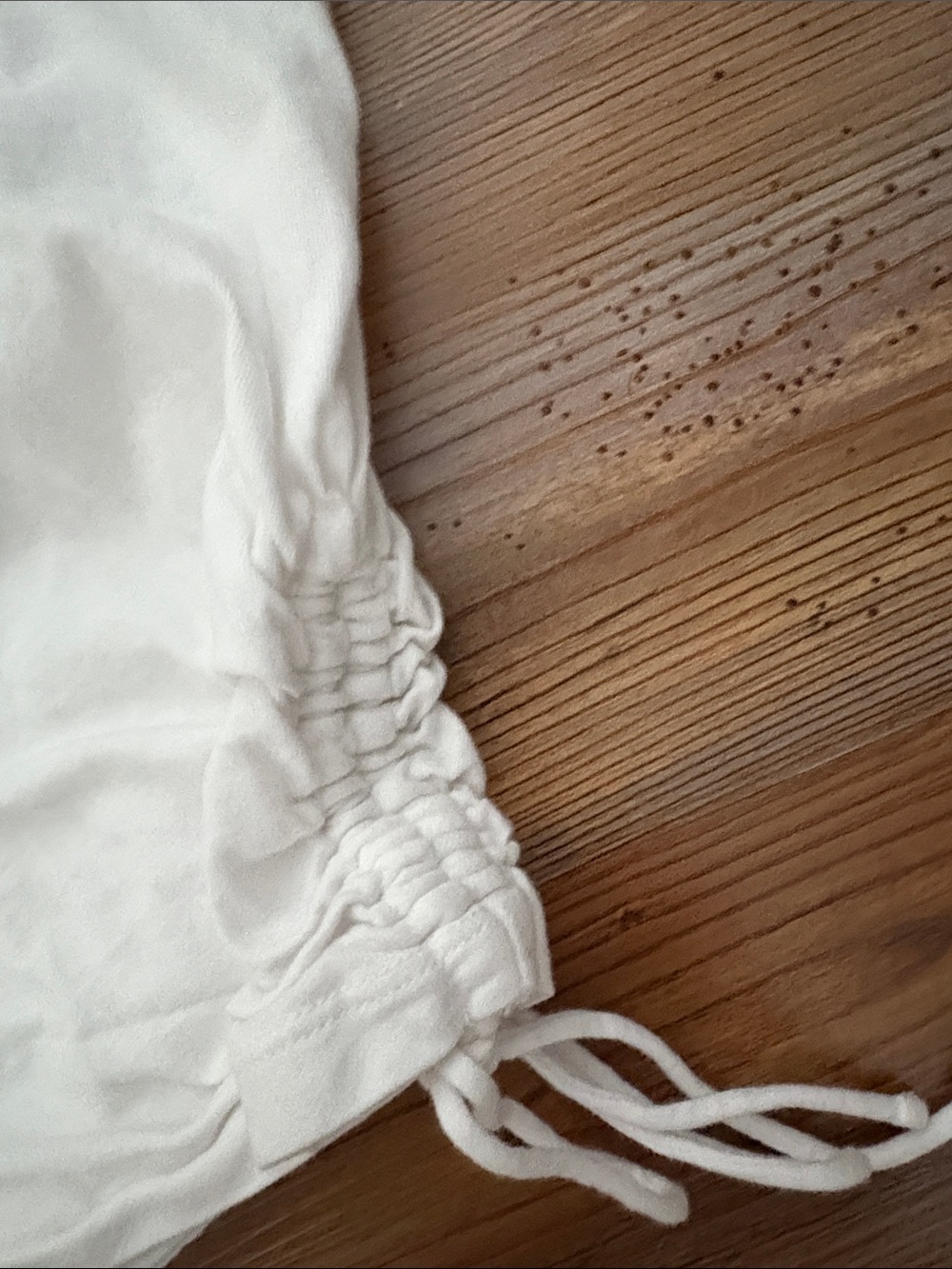 Wilfred White Side-Drawstring Ruched Tank - Picture 3 of 4